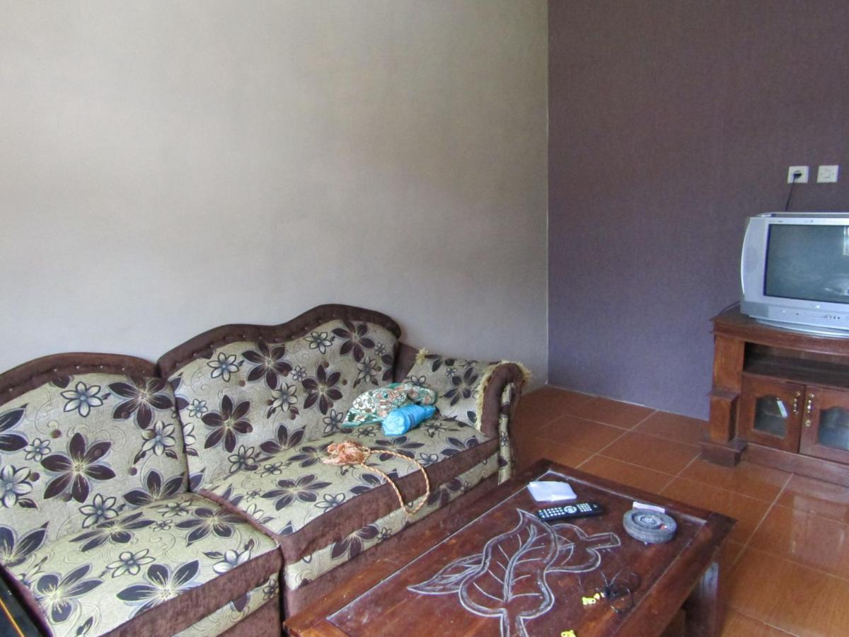 Penginapan Melati Sarangan Luaran gambar